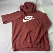 Nike Essentials Hoodie Small Red Long Sleeve Pullover Sweatshirt
