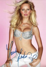 Karolina Kurkova Autogramm signed 20x30 cm Bild