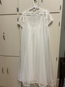 VINTAGE Vanity Fair 34 Ivory Peignoir Gown & Robe Set Lingerie Adj Bustline