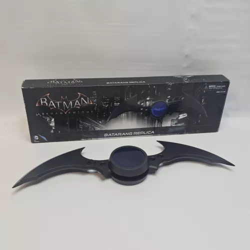 Batman: Arkham Knight -  Batarang with Box. Not Working Damaged 