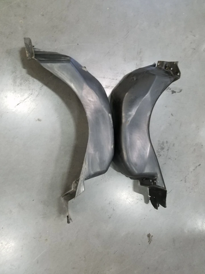 Jeep Wrangler TJ Rubicon 2003 4x4 forro de guardabarros trasero #6608 Q3 Foto 2 de 4