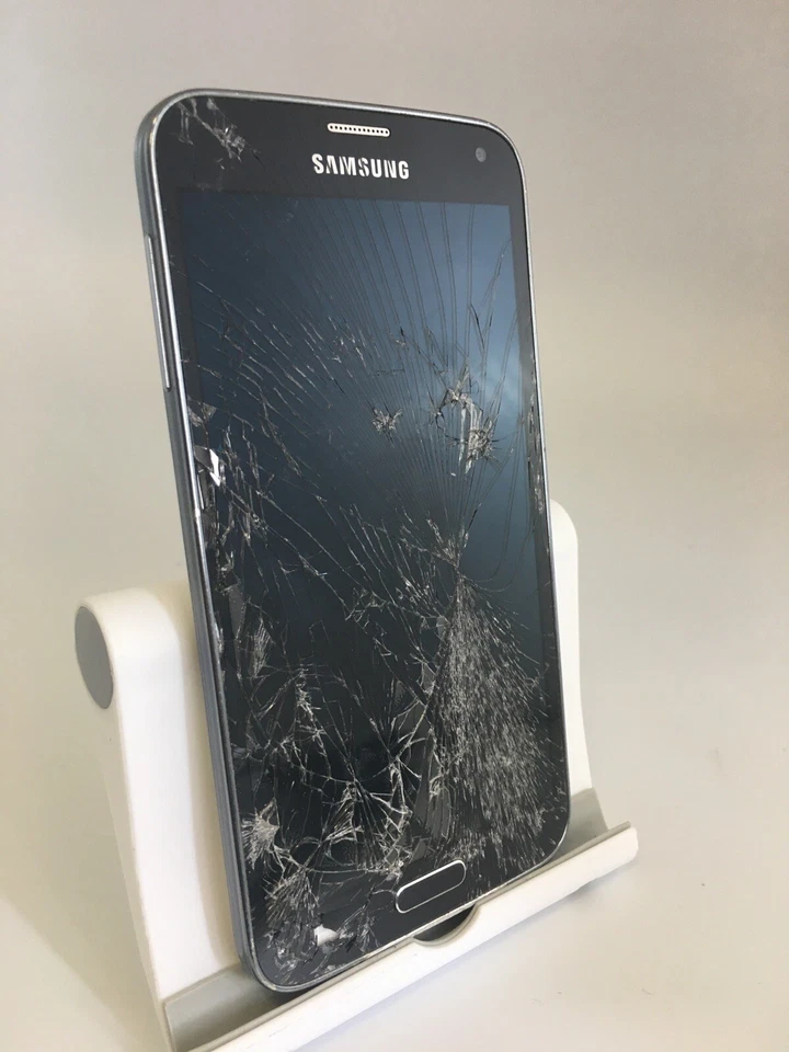 Samsung Galaxy S5 Neo Black Unlocked Android Smartphone Cracked Incomplete, photo 4 of 5