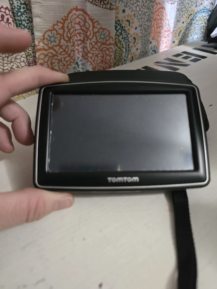 TomTom XL 4.3in Touch Screen GPS Navigation System And Case Bundle, No Cord - Image 3 of 4