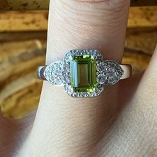 Natural Peridot Sterling Silver Ring Size 7