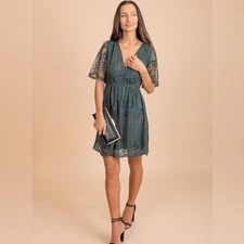 Chic Teal Lace Midi Dress BELLA ELLA BOUTIQUE SIZE M