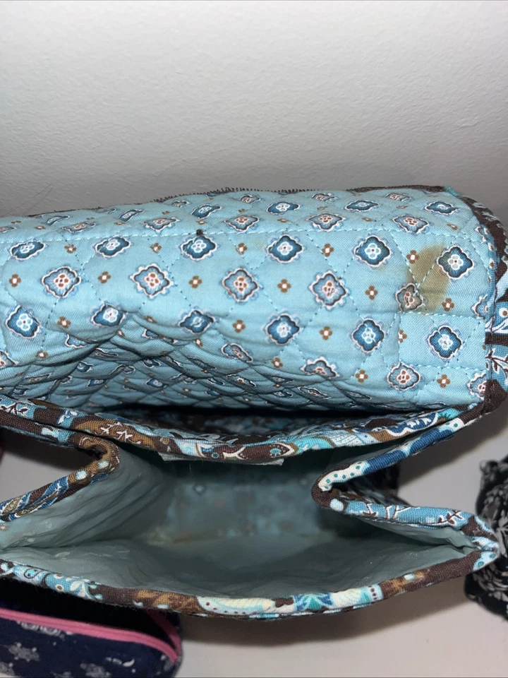 4 Piece Make Up Bag, 2 Lunch Bags, Small Pouch Vera Bradley Preowned Set - Image 3 of 4