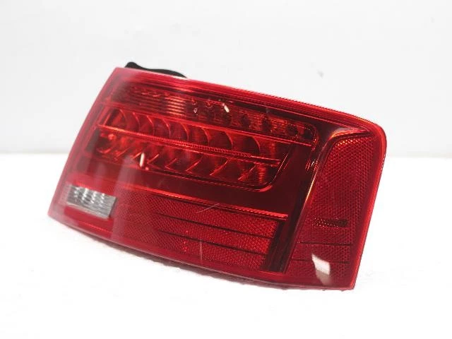 AUDI A5 Sportback 2015 trasero, luz trasera LED derecha 8T8945096F - Imagen 4 de 4