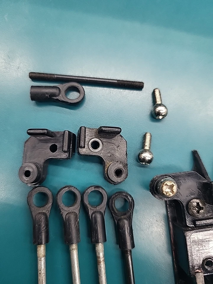 Vintage Kyosho USA 1 STEERING SLIDERS w. Tierods Electric Double Dare 1990s - Image 3 of 4