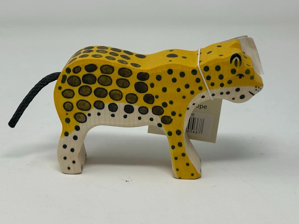 NEW Holztiger Wooden Safari African Animals 11 Piece Elephant Giraffe Lion - Image 4 of 4