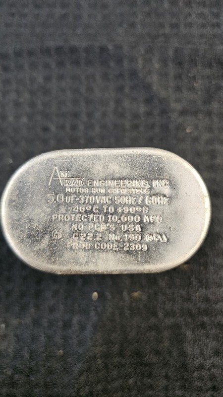 Vintage Amrad Engineering Motor Run Capacitors 5.0uF-370VAC 50Hz/60Hz Made in US