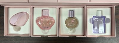 Ariana Grande Fragrance Advent Calendar: The Scented Library Set