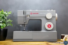 Boxed Singer Heavy Duty 4423 Sewing Machine + Extension Table + Warranty