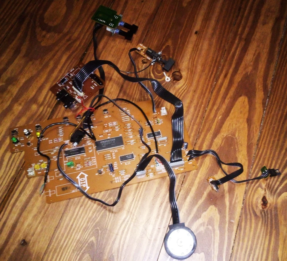 Pioneer PL-X505 Piezas Originales Motor Pies Cable de Alimentación RCA Husillo Tono Brazo y Más Foto 3 de 4