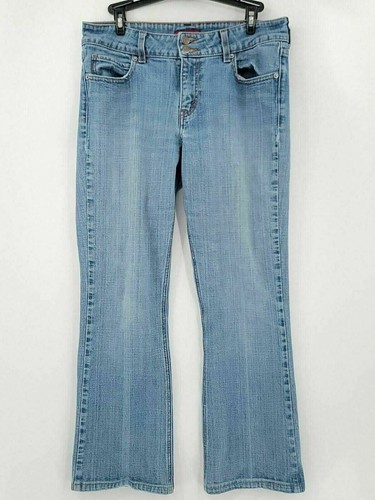 Levis Jeans Damen Größe 8 Medium Bootcut 5-Pocket-Design Stretch Light Denim 526