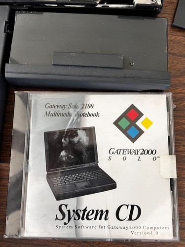 Gateway Solo 2000 Notebook Computer, parts only, battery pack/hard drive/manuals - Bild 9 von 21