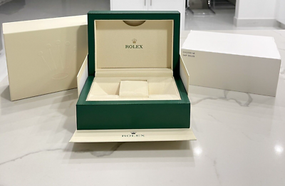 ROLEX オイスターボックスとカードホルダー s-l400.png
