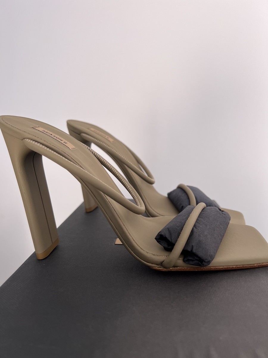 yeezy season6 サンダル Yeezy Season 6 Cobblestone Rubberized Leather Sandal Size 39