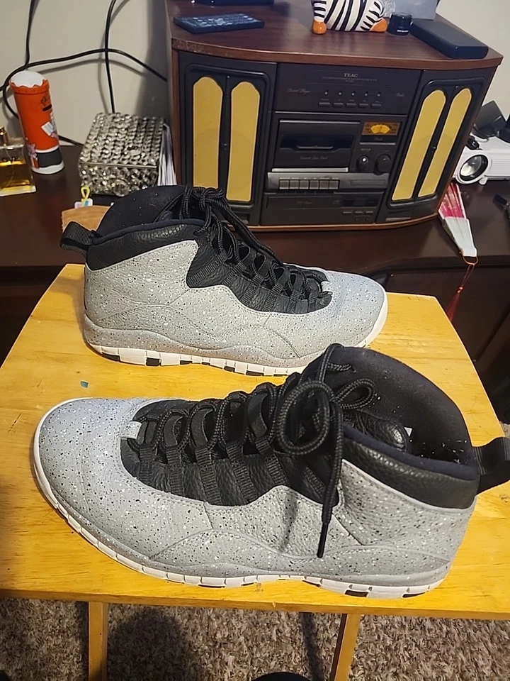Nike AIR JORDAN 10 RETRO Cement Light Grey Smoke/Black Men’s size 12 - Image 4 of 4