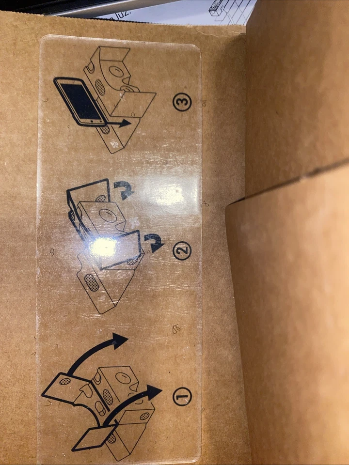¡Nuevo! ¡Nunca usado! Visor de realidad virtual de cartón, ¡ideal para niños! Foto 3 de 4
