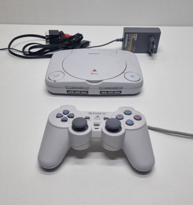 PS1 - Sony Playstation PSOne Slim Konsole mit Controller