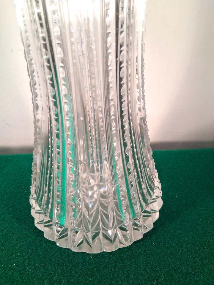 Jarrón American Brilliant Period Cut Crystal con cuello de plata de ley Foto 4 de 4