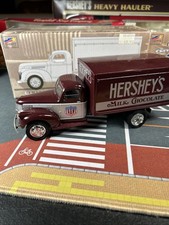 Liberty Classics Diecast Hershey's Milk Chocolate 1942 Chevrolet Truck Bank