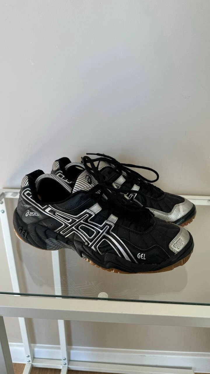 Sneakers Asics nere gel vintage gorpcore anni 90 00 taglia US 9 5