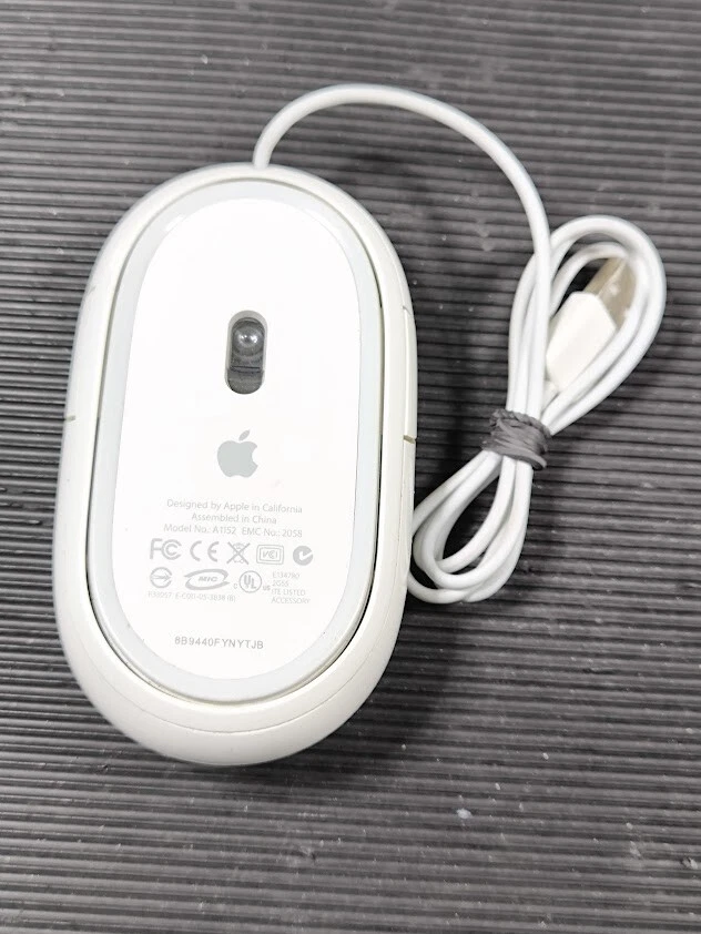 Apple A1152 Mouse USB Wired - Usato, Graffi, Nessun Accessorio - Immagine 2 di 4