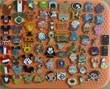 Disney Trading pins - 200 Pins -Free PinFolio-Free Shipping