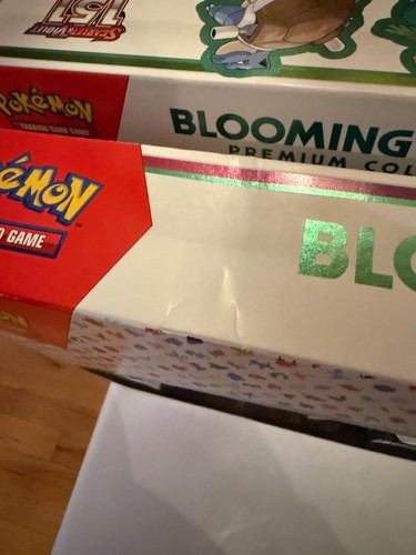 Pokemon Scarlet & Violet 151 Blooming Waters Premium Collection - Picture 4 of 4