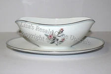 Noritake Margot Gravy Boat with Attached Underplate 5605, Japan