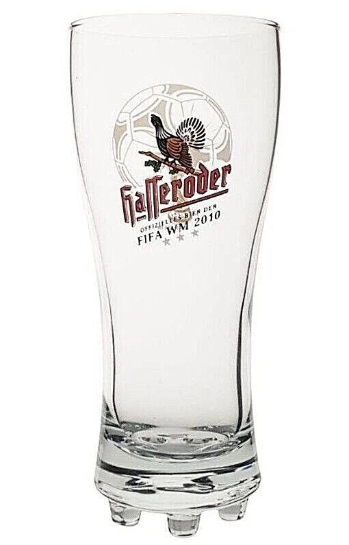 Hasseröder Bier Glas in Fußball Stollen Design FIFA WM 2010 Bierglas Beer - Bild 1 von 3