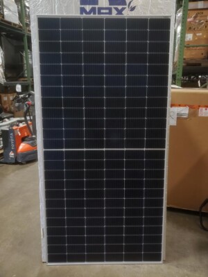 (33) NEW ET SOLAR ET-M772BH540TW PERC BIFACIAL SOLAR PANELS 540 WATT 144 CELL