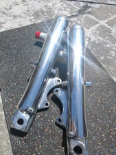 HARLEY POLISHED NOT CHROME  LOWER FORK LEGS ROADKING 86-99 TOURING NO EXCHANGE