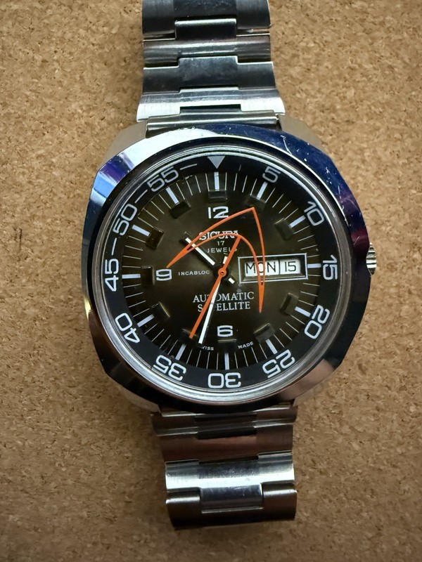 Sicura Satellite - Rare Vintage Watch - Great Shape  - Runs Great