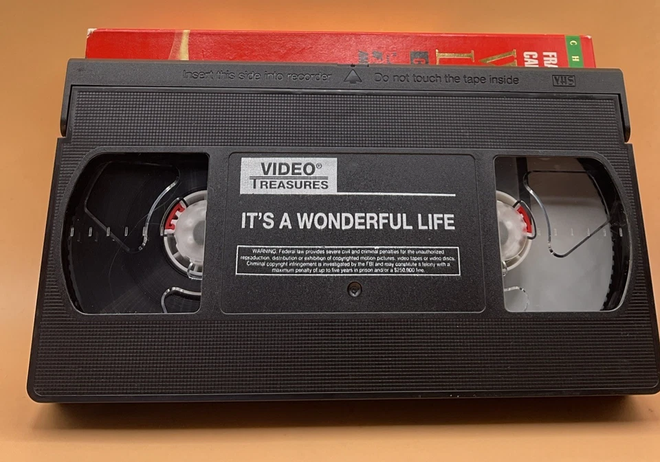 It's a Wonderful Life VHS 1994 Colorized Release **Buy 2 Get 1 Free** - Image 3 of 3
