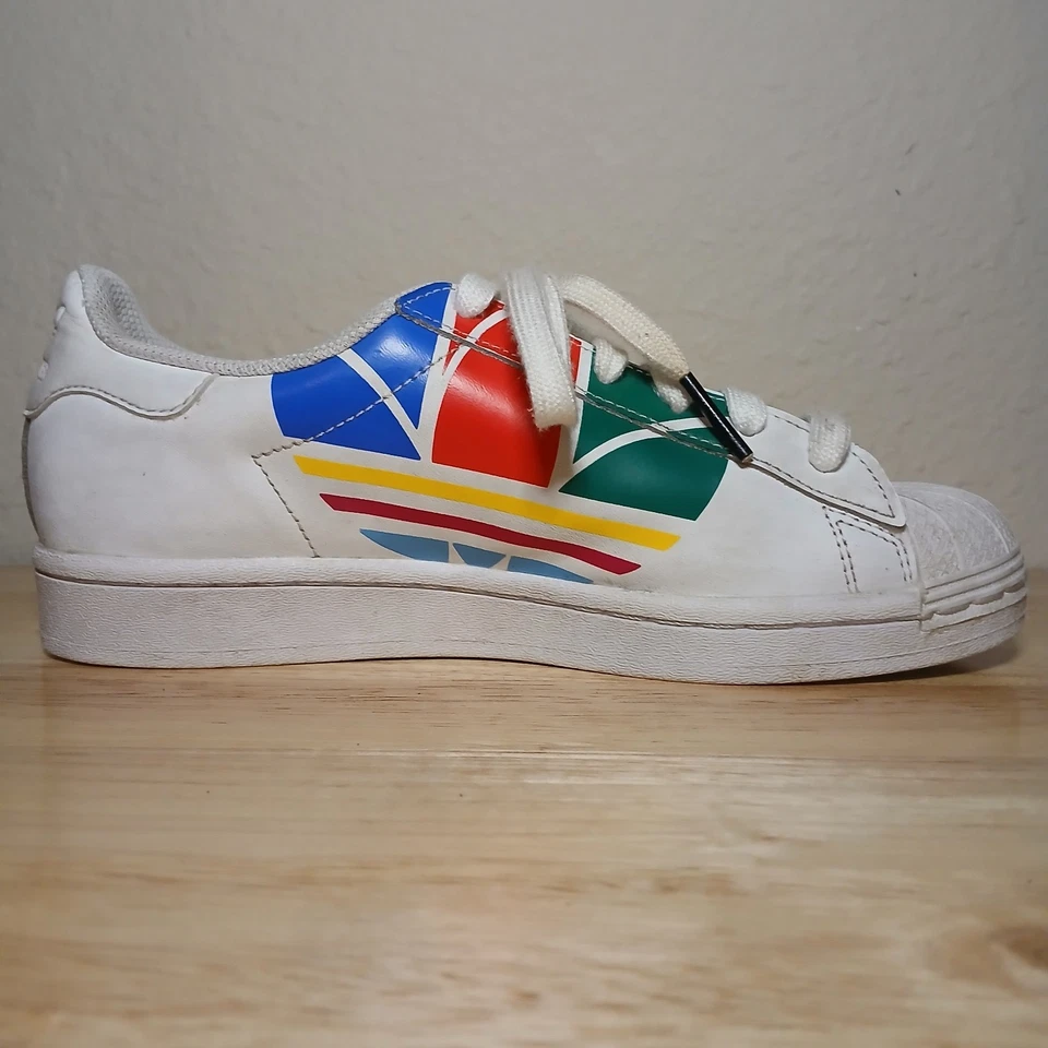 Adidas Colorful Shoes Women Size 5 - Image 4 of 4