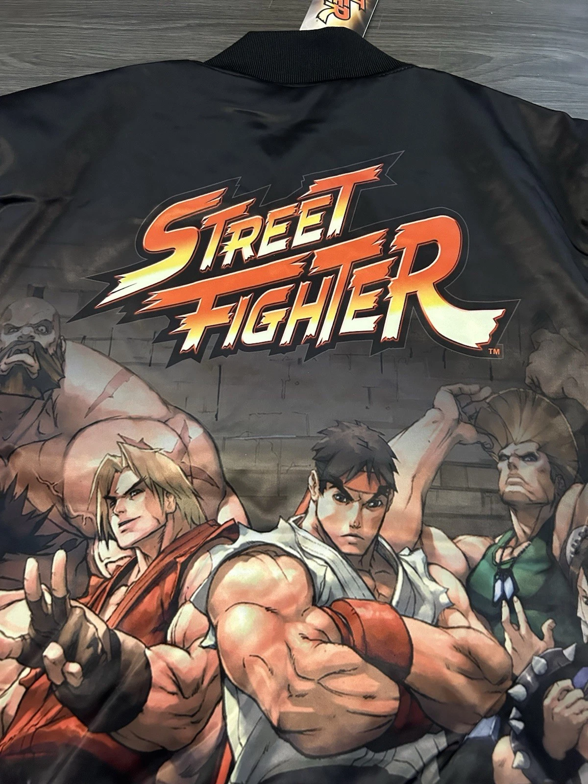 NWT Street Fighter Freeze Max Retro Capcom Squad Black Satin Jacket Mens Small image 8