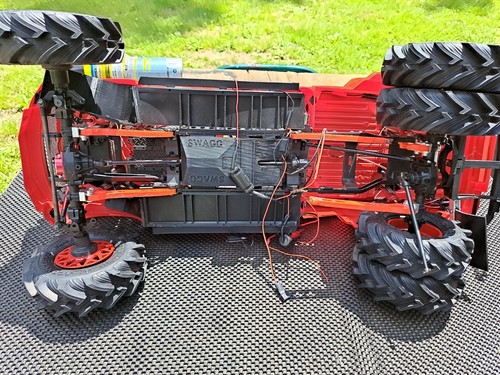 CEN Racing FORD F-450 SD KG1 1/10 Scale 4WD RTR (Candy Apple Red) - Imagen 15 de 21