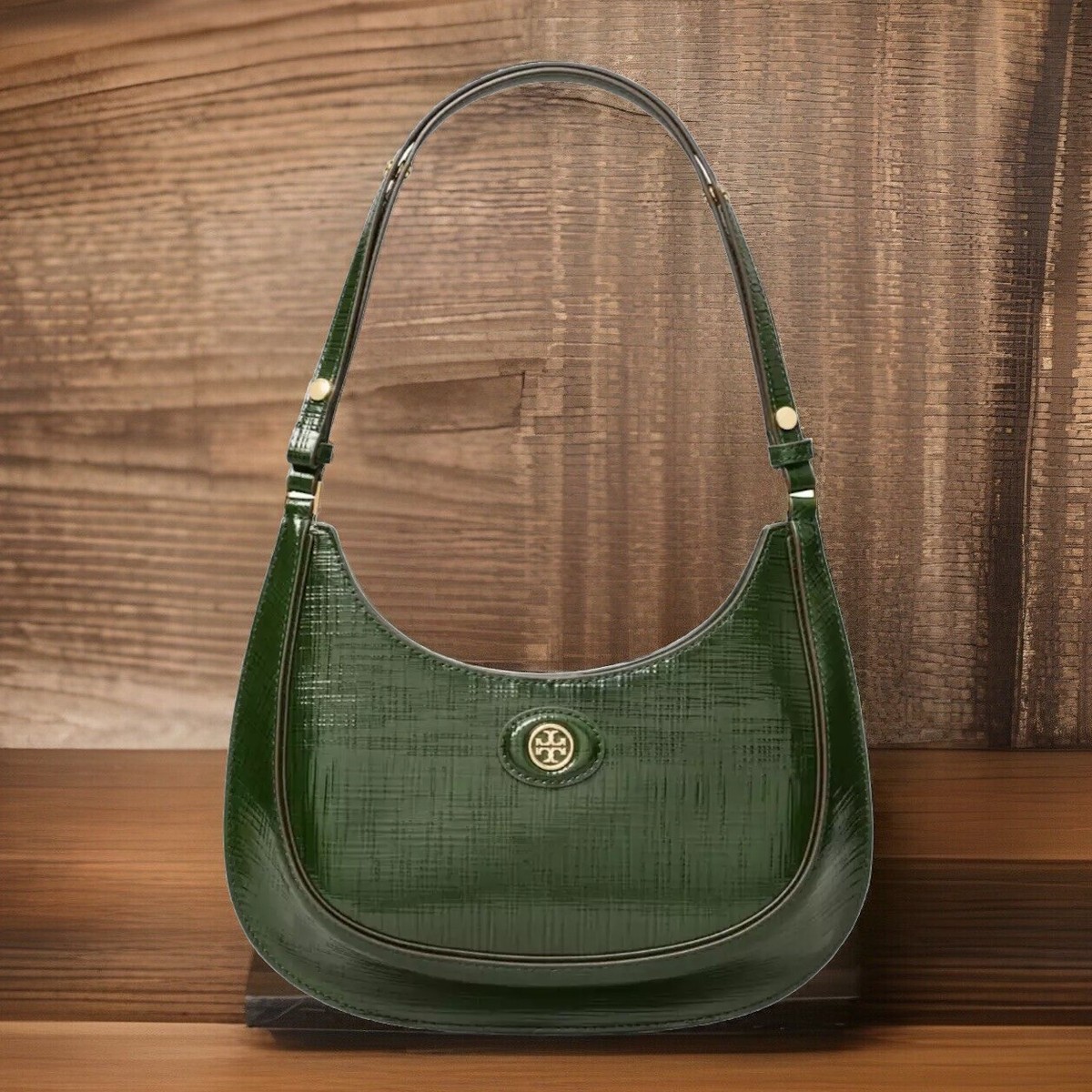 ★Tory Burch★超特価！★Robinson Spazzolato Crescent★バッグ Tory Burch Robinson Spazzolato Convertible Crescent Leather Bag