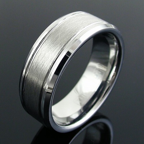 CLOSEOUT! Tungsten Carbide Men's Brushed Finish Stripe Grooved Line Band Ring - 第 1/3 張圖片