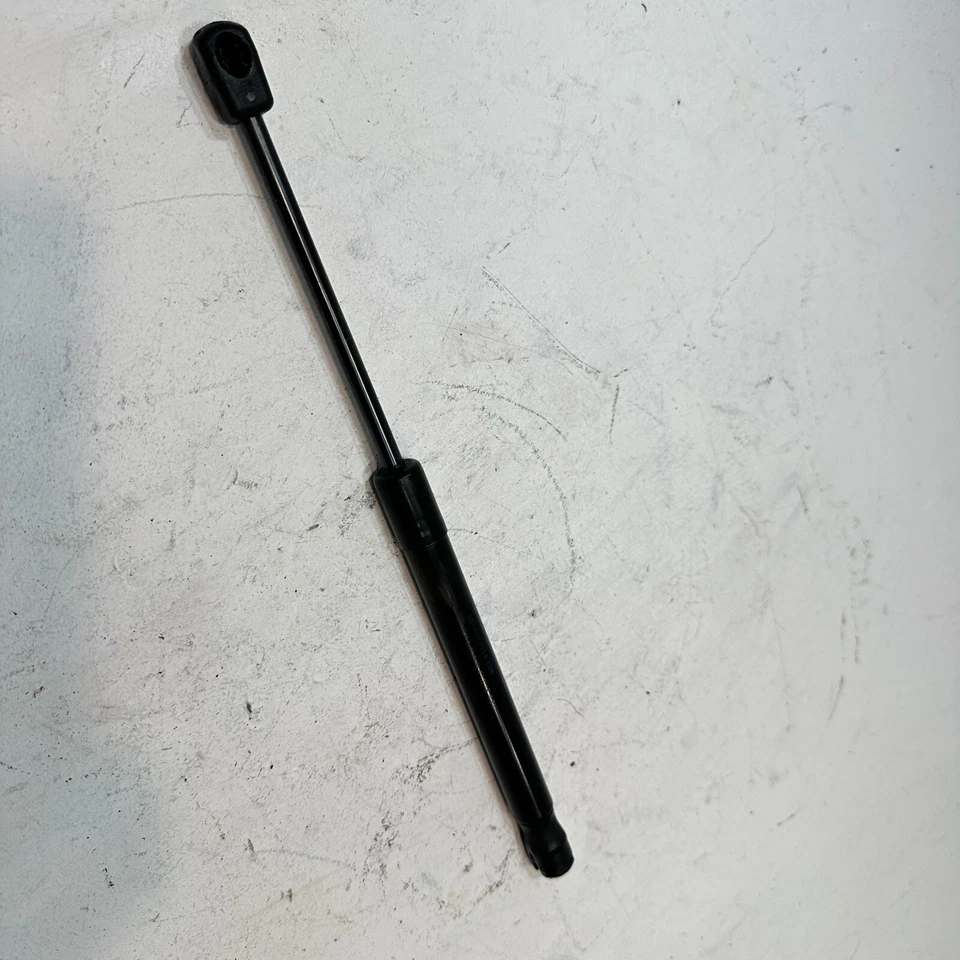 Audi A6 2012-2018 capó capó soporte izquierdo o derecho puntal elevación cilindro OEM Foto 3 de 4