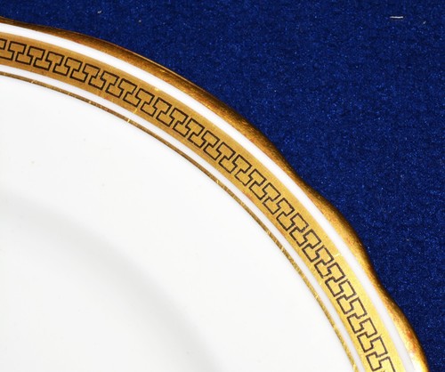 1909-1925 AYNSLEY Fine China Gold Black GREEK KEY Pattern#15400 8 1/2"d Plate - Picture 2 of 4