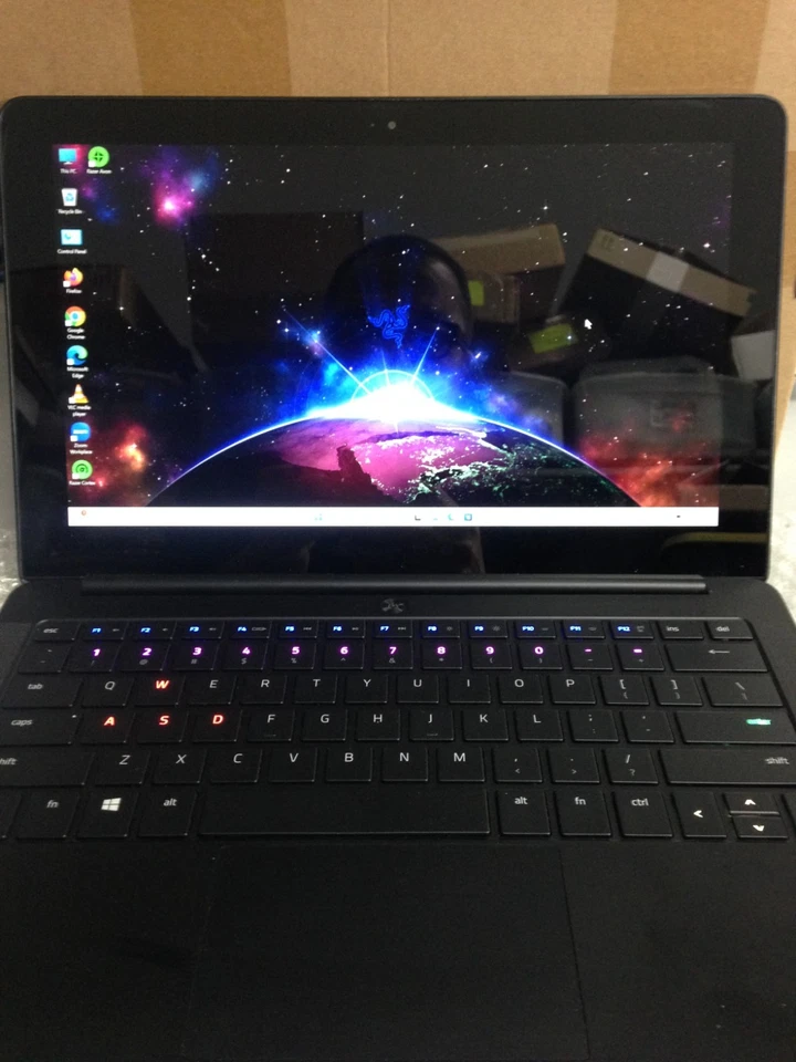 Razer лезвие Stealth RZ09-01682E21 i7-6500U сенсорный экран игровой ноутбук - Изображение 2 из 4