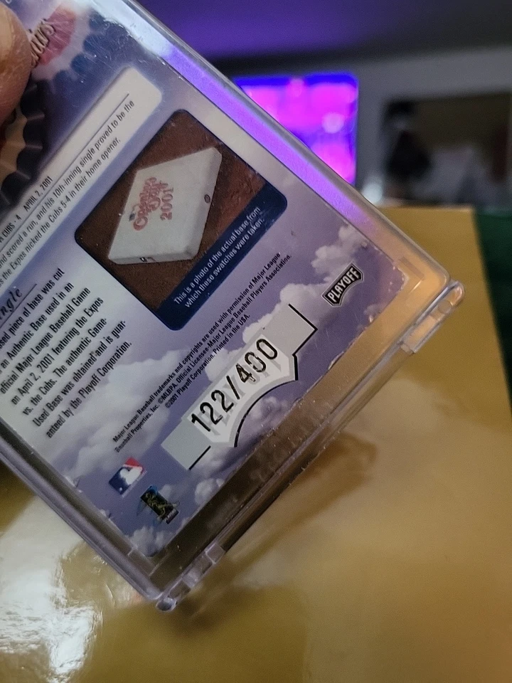 2001 playoff absolute memorabilia GAME USED BASE #OD-35 SN #122/only400 HOMEBASE - Image 4 of 4