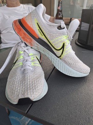 Nike React Infinity Run Flyknit 2 Premium Running Shoes  - Sz 9 WOMENS