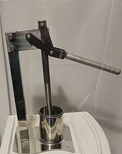 Lemon Juicer Stainless Steel Press Handled Manual Juicer Lemon Lime Squeezer ...