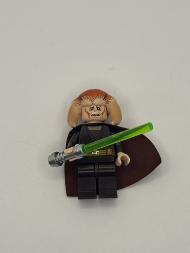 LEGO Star Wars Saesee Tiin with Cape Minifigure with lightsaber SW0420 ...