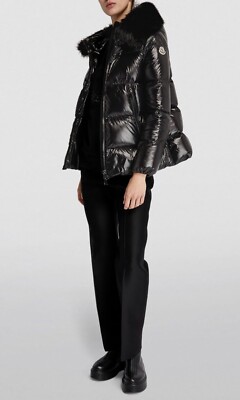 MONCLER クラフィックフリントシッフアッフシャケット FW23 MONCLER LAICHE Down Padded Puffer Jacket Coat Laqué