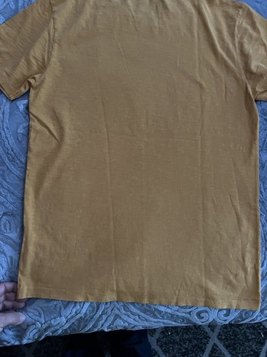 LUCKY BRAND Herren ARMOR ALL Größe SMALL T-SHIRT hat kleines Defekt Loch - Bild 7 von 7